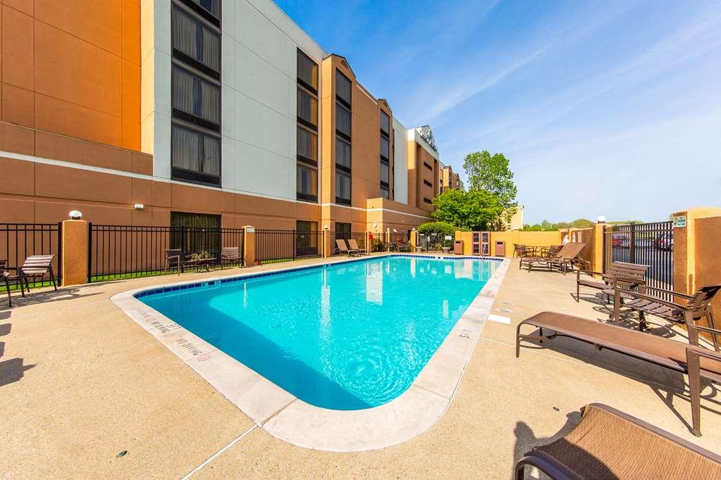Hyatt Place Louisville-East Létesítmények fotó