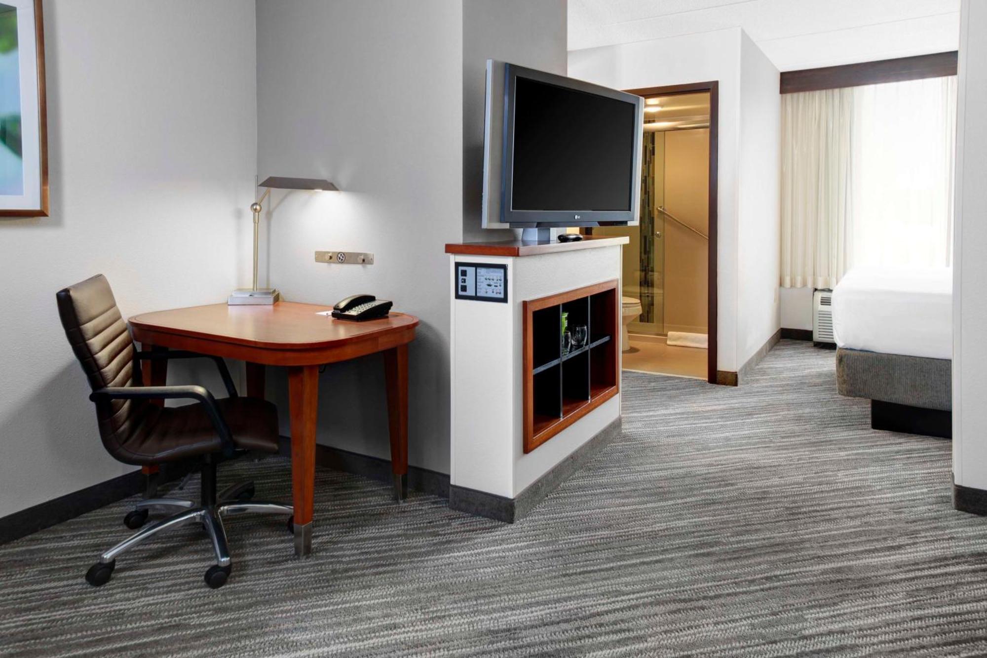 Hyatt Place Louisville-East Kültér fotó