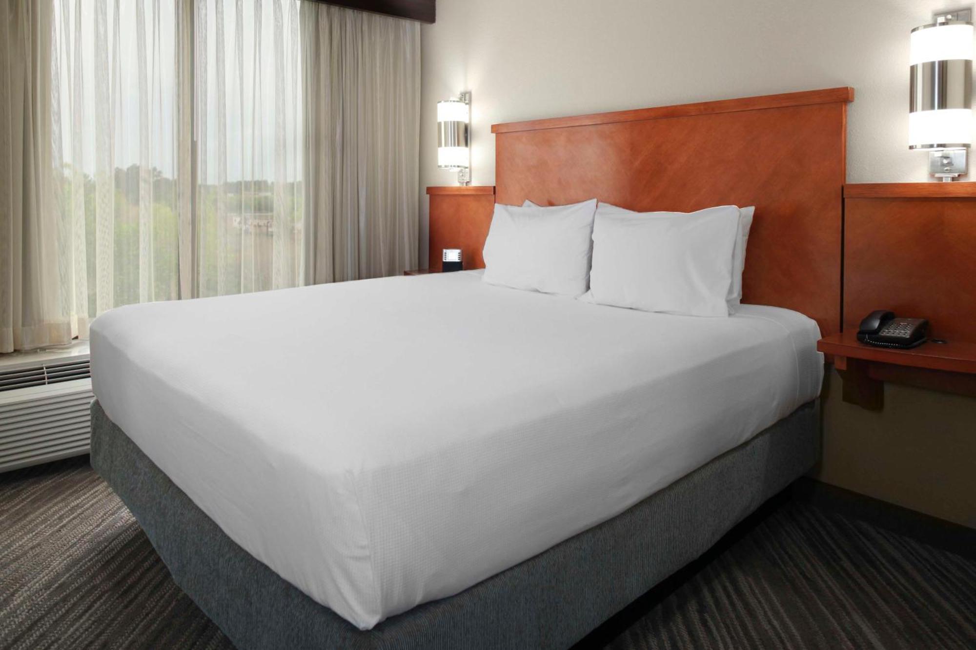 Hyatt Place Louisville-East Kültér fotó
