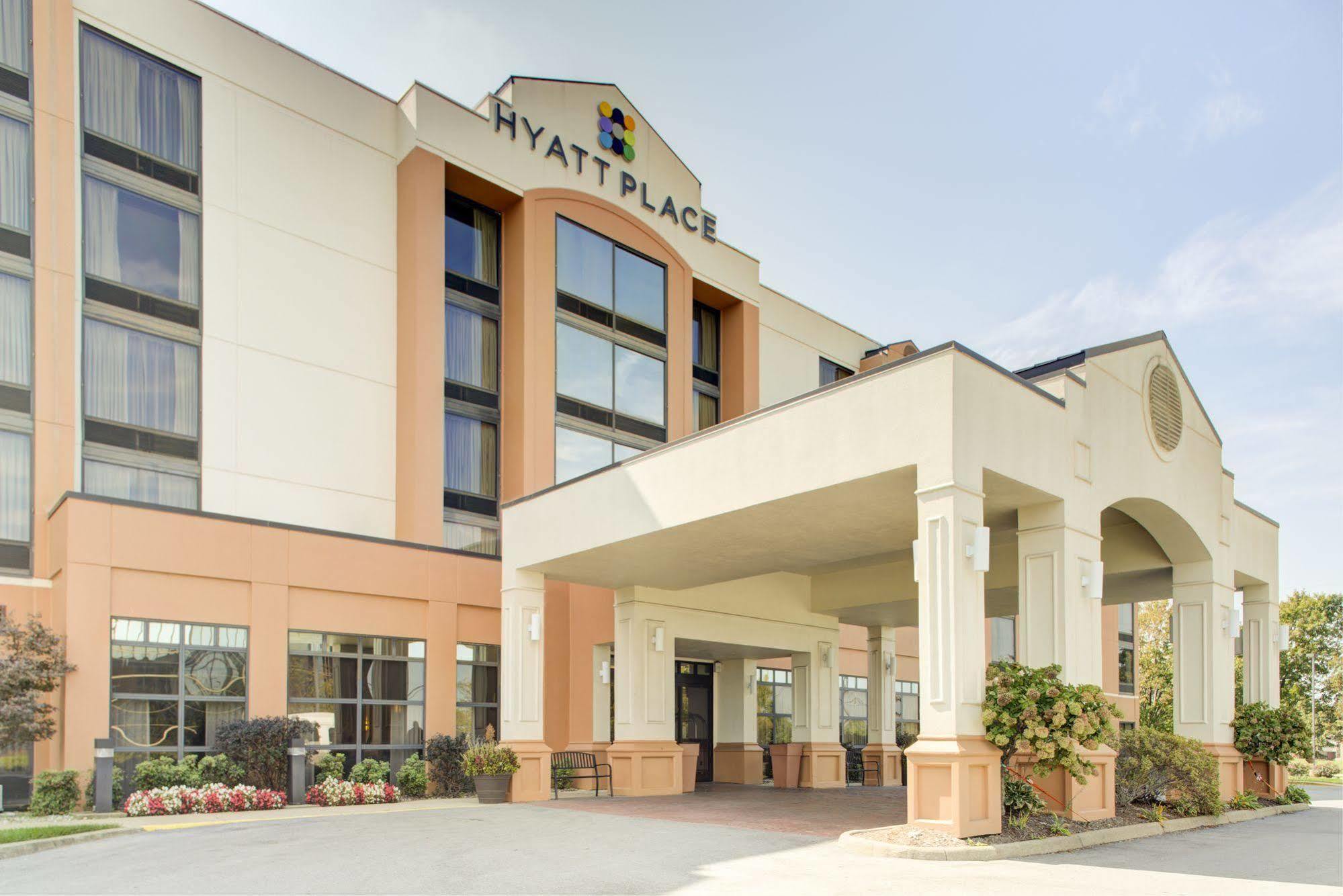 Hyatt Place Louisville-East Kültér fotó