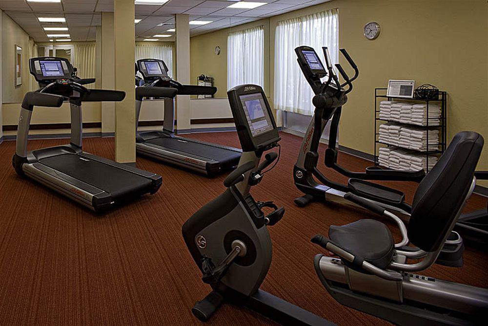 Hyatt Place Louisville-East Létesítmények fotó